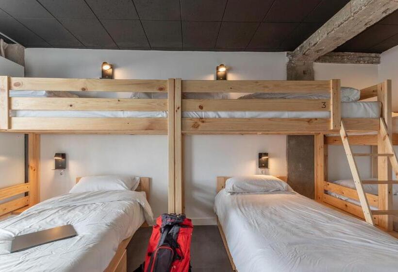 اتاق لوکس خانوادگی, Ekoos Hostel, Bilbao Eko Hostel