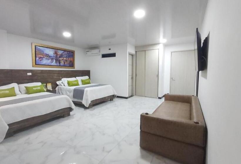 חדר משפחתי, Los Maderos