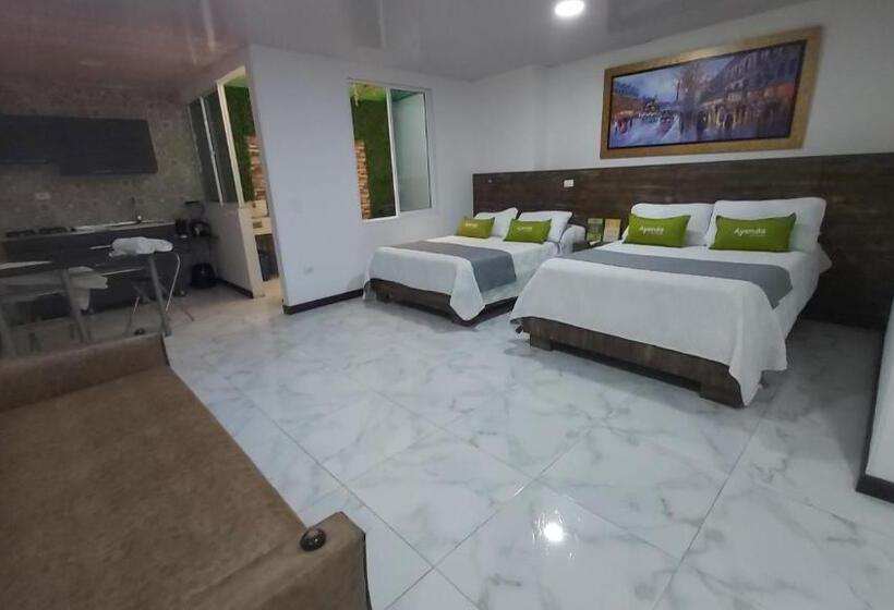 חדר משפחתי, Los Maderos