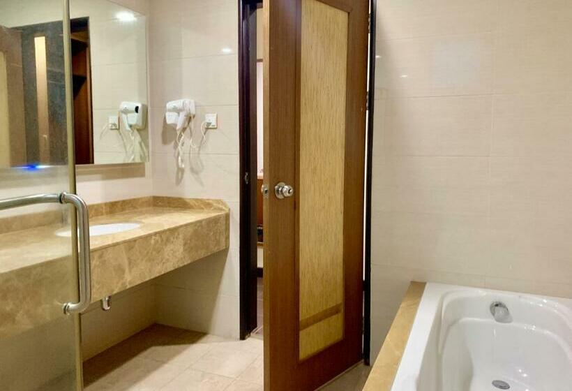 חדר דלוקס, Sento