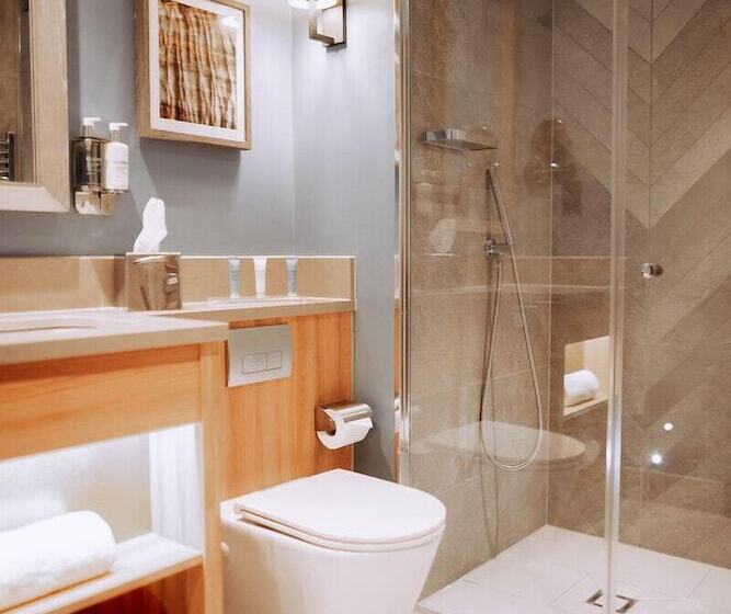 Номер Superior, The Tytherington