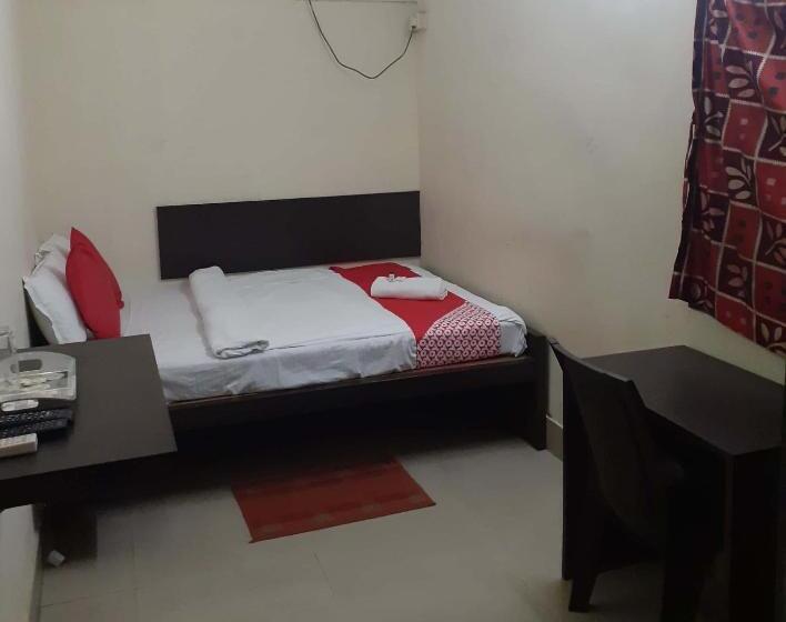 اتاق لوکس, Lake Town Guest House