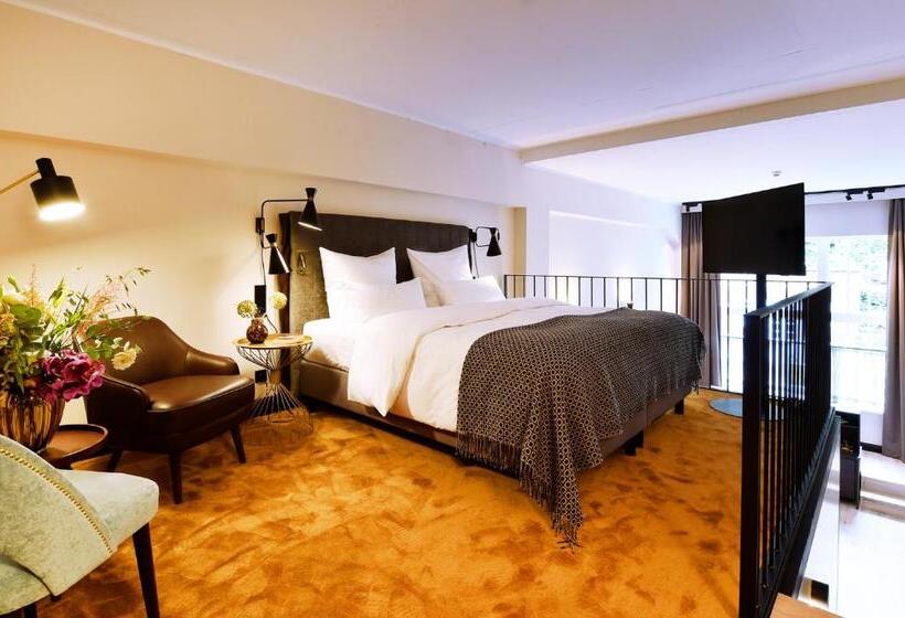 غرفة قياسية, Das James