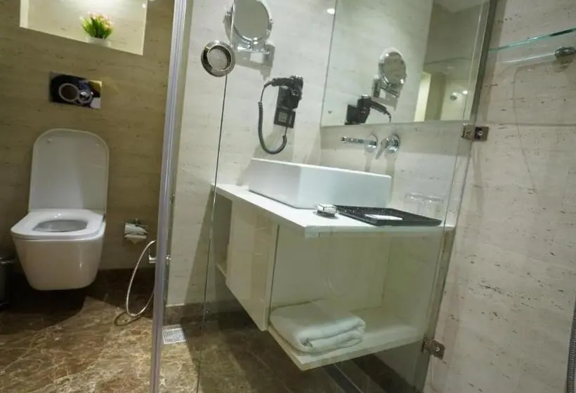 Deluxe-huone King-vuode, Ramada By Wyndham Aligarh Gt Road