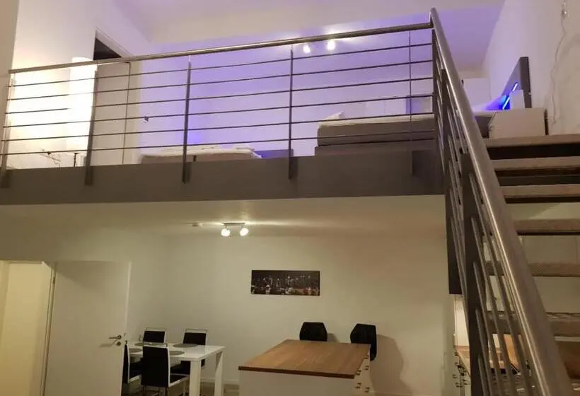 １ベッドルームアパートメント, Wh Boardinghouse