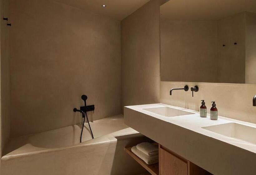 Suite Deluxe, Forestis Dolomites