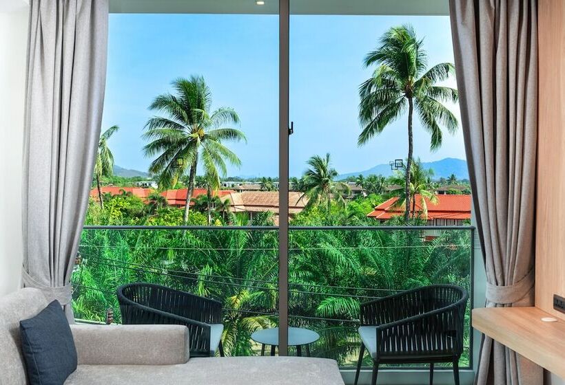 스탠다드 룸 더블 침대, Hilton Garden Inn Phuket, Thailand