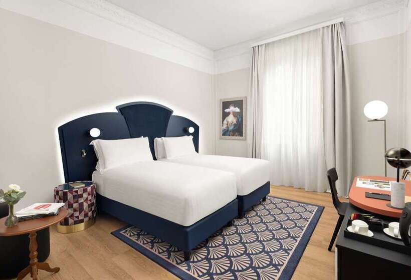 Номер Premium с Балконом, Hilton Garden Inn Phuket, Thailand