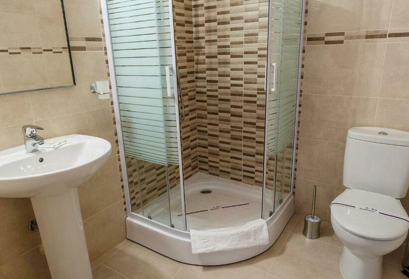 标准三人间, Shengen шенген