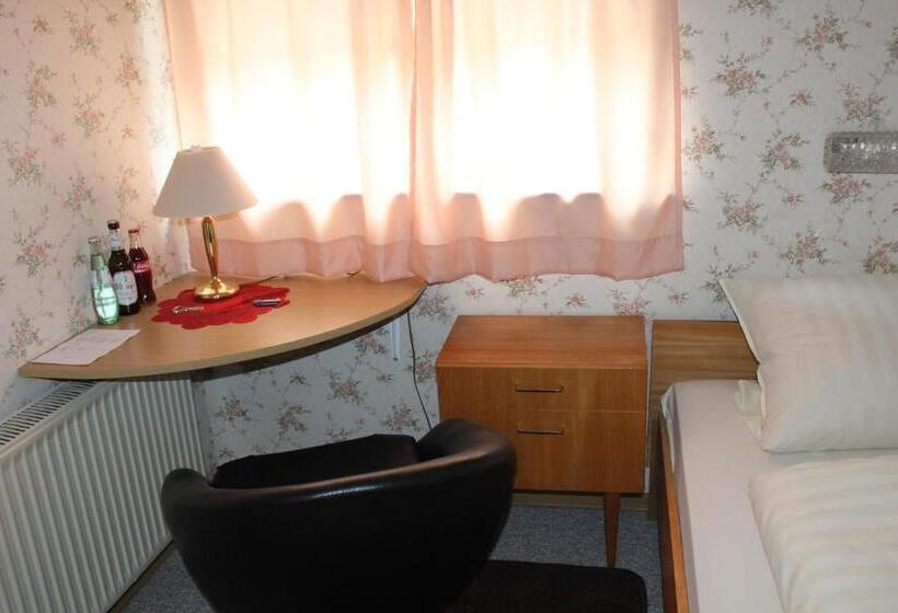 غرفة قياسية فردية, Green Corner Nürburg