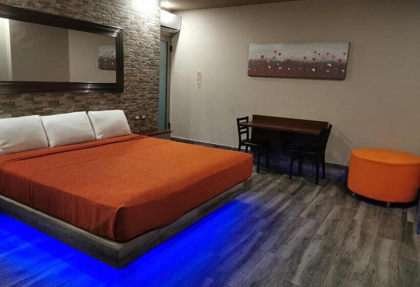 Deluxe Suite King Bed, Plaza Arteaga