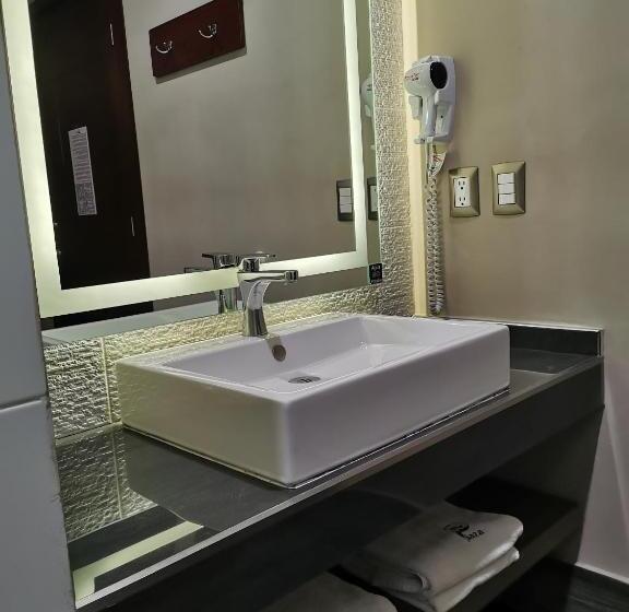 Deluxe Suite King Bed, Plaza Arteaga