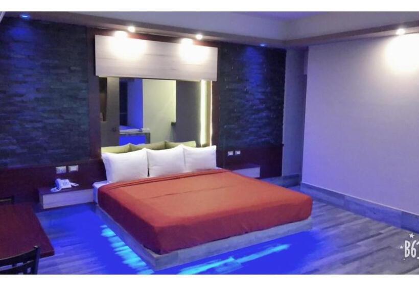 Deluxe Suite King Bed, Plaza Arteaga