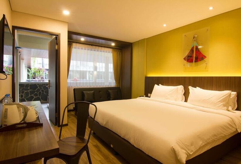 Quarto Deluxe, Guntur