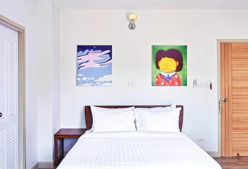 غرفة قياسية مطلّة علي الحديقة, Chez Bure   Bure Homestay