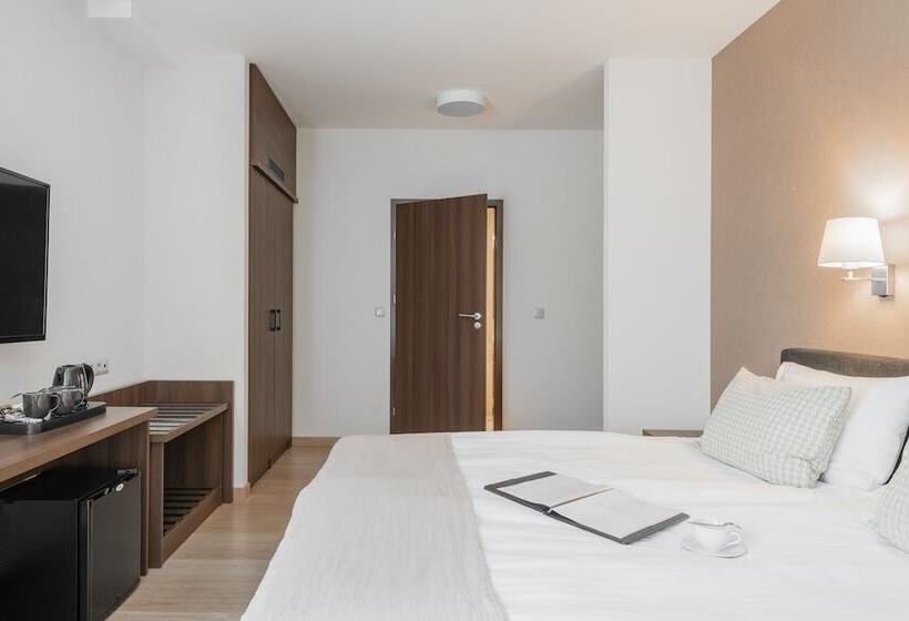 חדר אקונומי לשלושה, Green Loft Gdynia