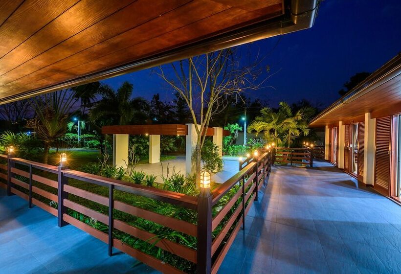 ویلای لوکس 1 خوابه, Hada Resort Chaingmai