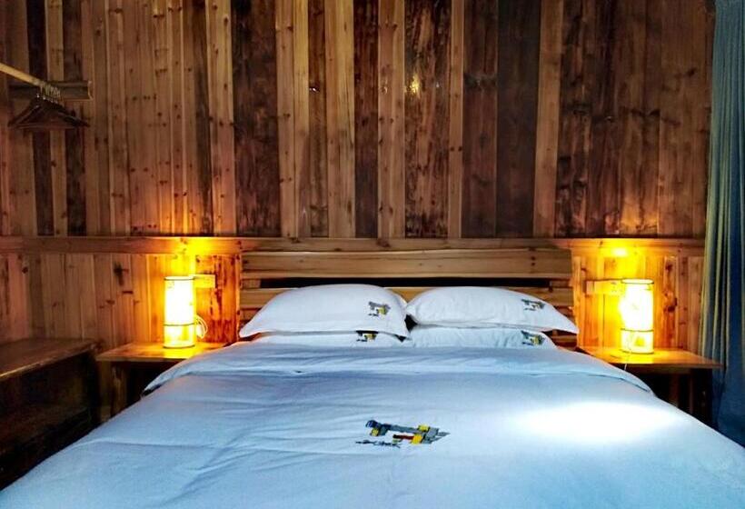 家庭间, Lost World Sanjiang Guest House
