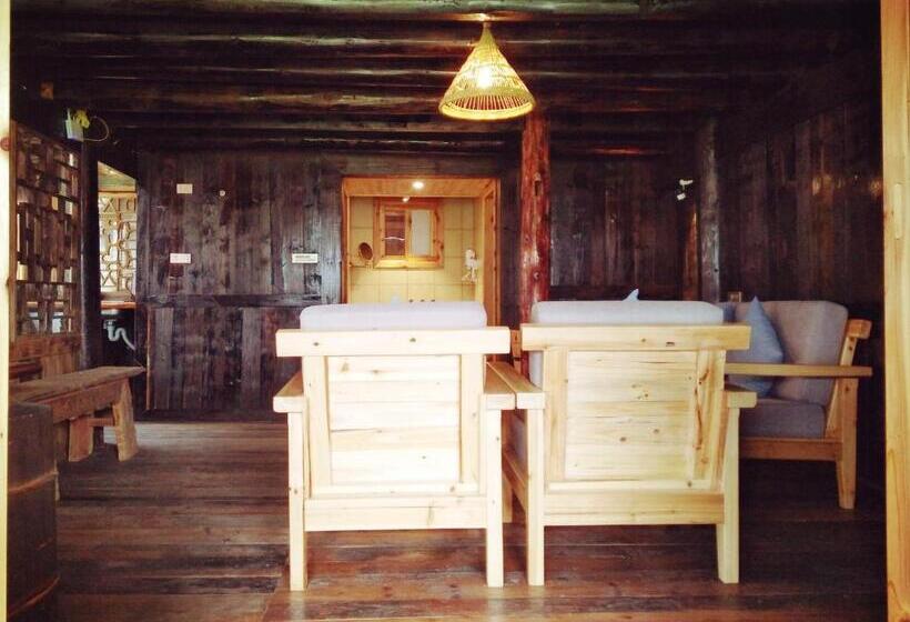 复式套房, Lost World Sanjiang Guest House