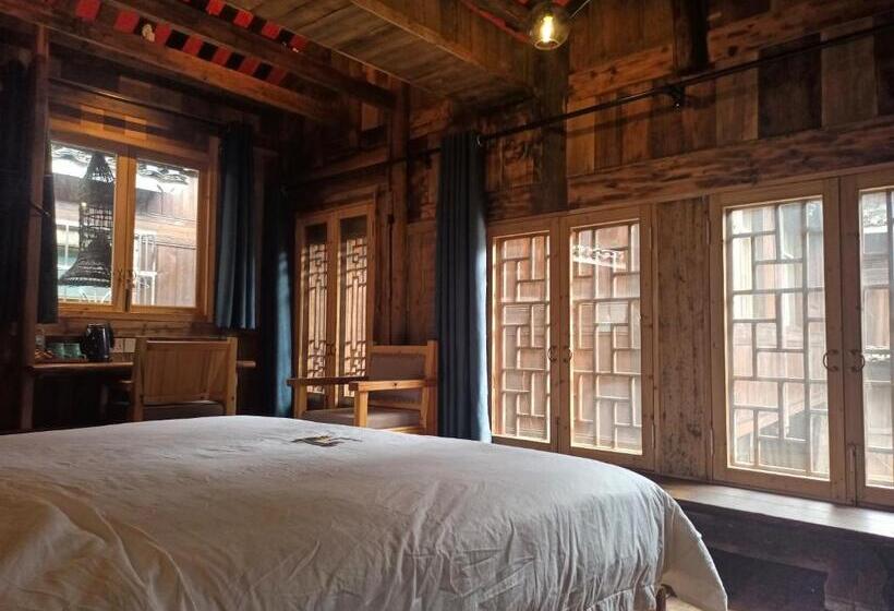 标准间, Lost World Sanjiang Guest House