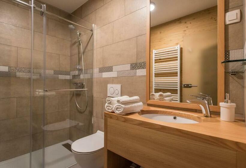 اتاق استاندارد با بالکن, Guesthouse Lajnar