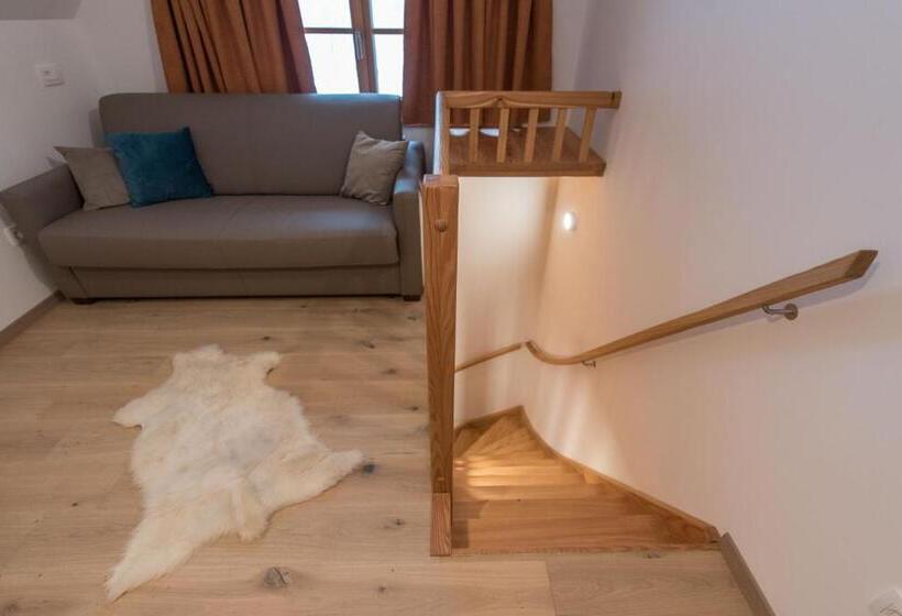 استودیو استاندارد با بالکن, Guesthouse Lajnar