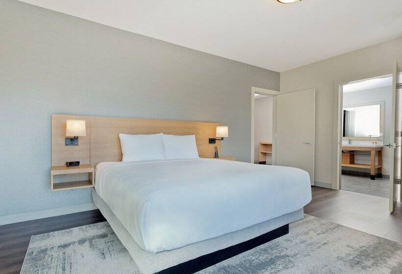 身障者適用スイートルーム, Hyatt Place Kelowna