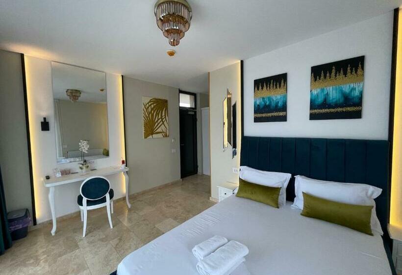 اتاق لوکس با بالکن, Vila Ducu  Adults Only