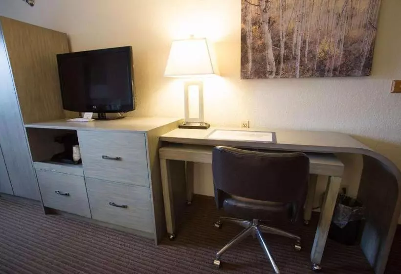 اتاق لوکس با تخت بزرگ, Best Western Alpenglo Lodge