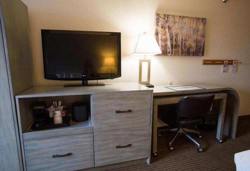 Номер Deluxe Вид на Горы, Best Western Alpenglo Lodge