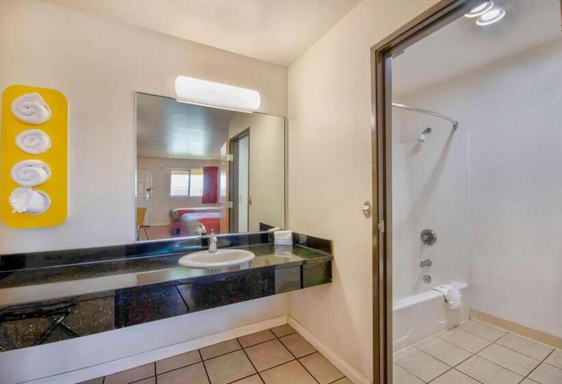 Стандартный Номер Кровать Кинг, Motel 6santa Nella, Ca Los Banos