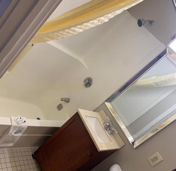 غرفة ديلوكس, Orbits Inn