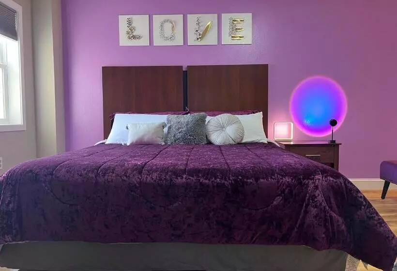 デラックススイート, Orbits Inn