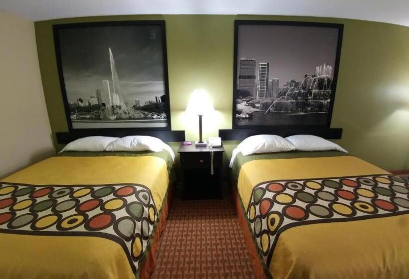 장애인을 위한 스탠다드 룸, Super 8 By Wyndham Dekalb Il