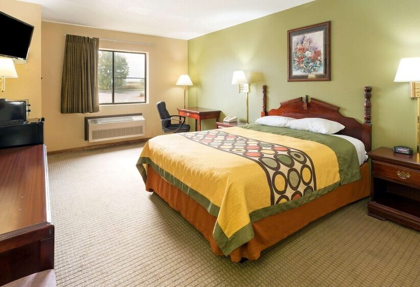חדר סטנדרט מותאם לאדם עם מוגבלויות, Super 8 By Wyndham Dekalb Il