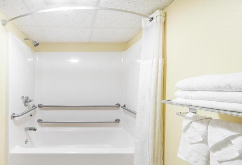 غرفة قياسية لذوى الاحتياجات الخاصة, Super 8 By Wyndham Jacksonville