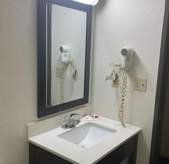 Номер Deluxe, Super 8 By Wyndham Maysville Ky