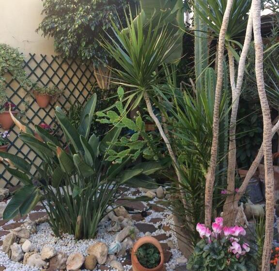 غرفة قياسية ثلاثية مزودة بتراس, L'onda