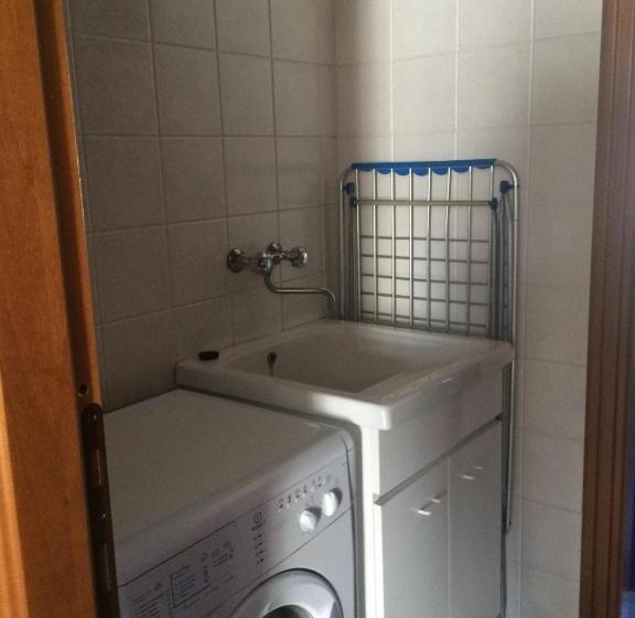 غرفة قياسية رباعية, L'onda