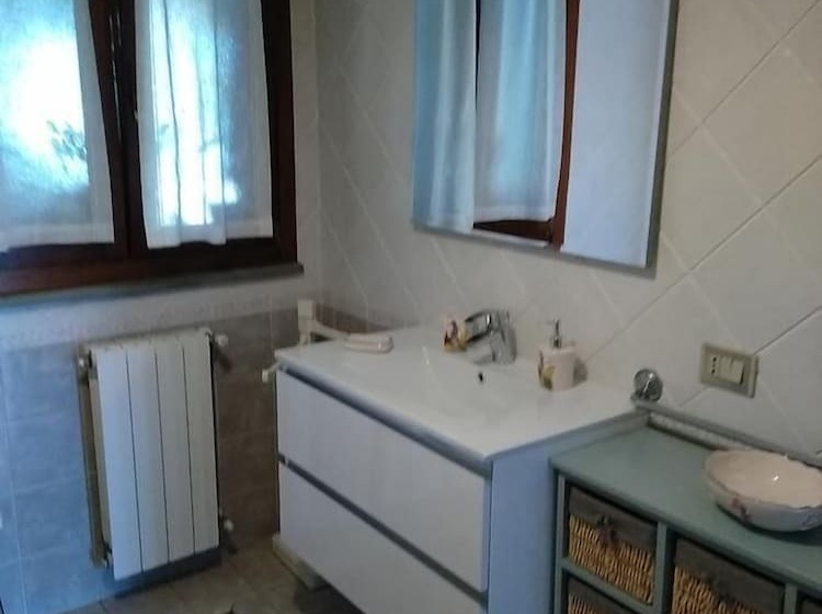 غرفة قياسية ثلاثية, L'onda