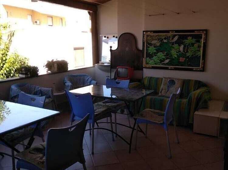 شقة غرفة واحدة مزودة بتراس, L'onda