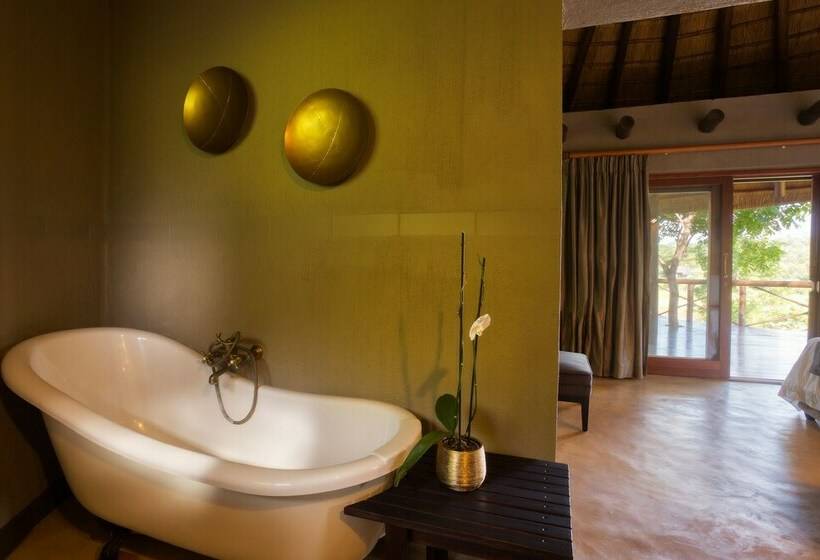 シャレー・デラックス1寝室, Emhosheni River Lodge