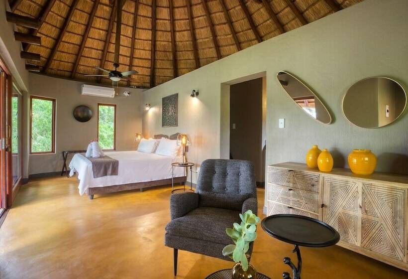 シャレー・デラックス1寝室, Emhosheni River Lodge