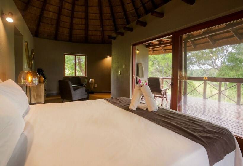 シャレー・デラックス1寝室, Emhosheni River Lodge