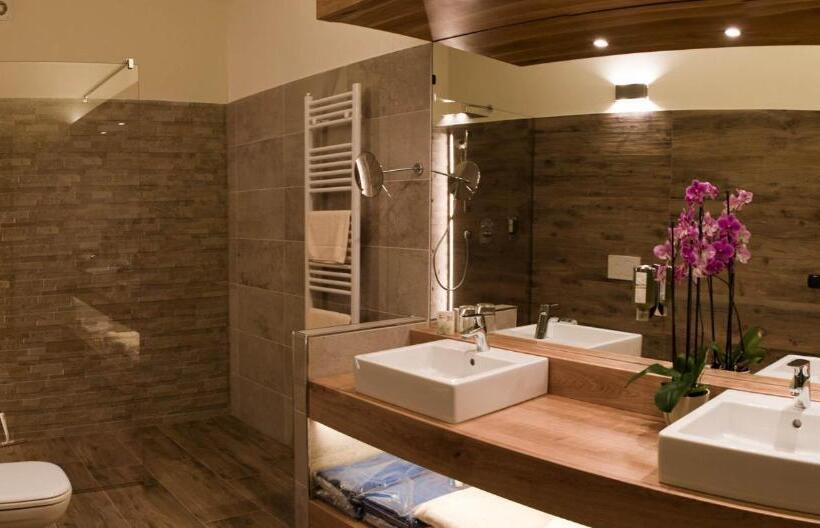 プールビュースイート, Terra Antica Resort, Winery & Spa