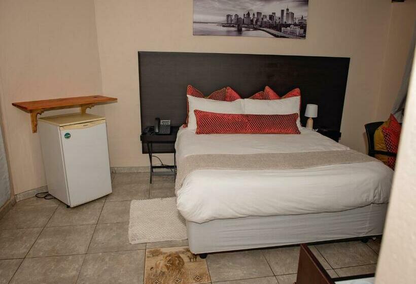 غرفة ديلوكس سرير كينج, Savannah Guest House