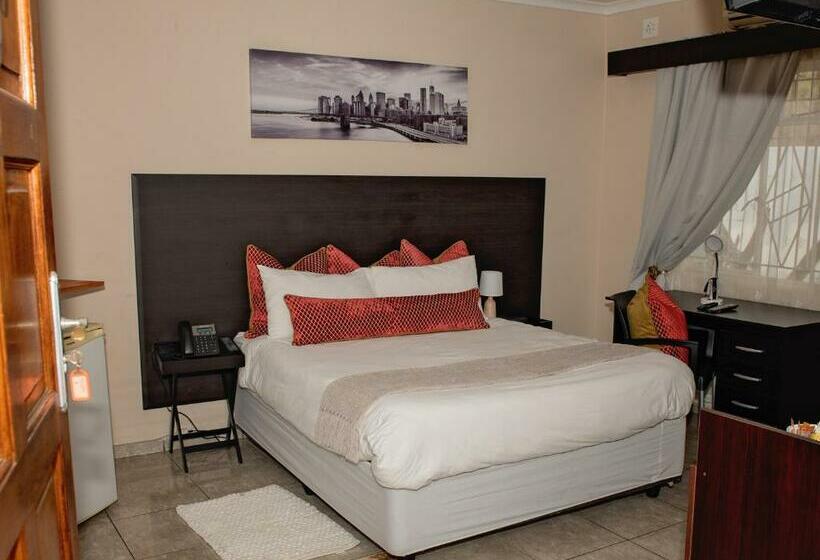 غرفة ديلوكس سرير كينج, Savannah Guest House