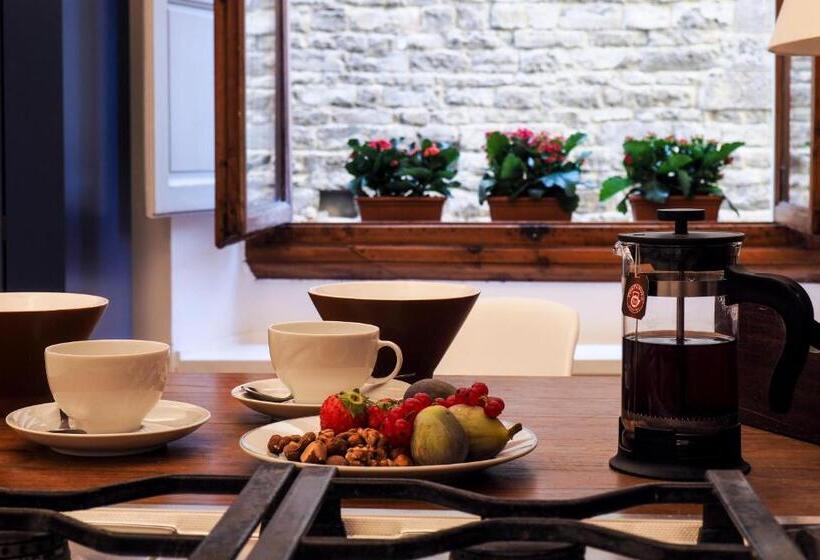 آپارتمان 1 خوابه, Aqa Palace