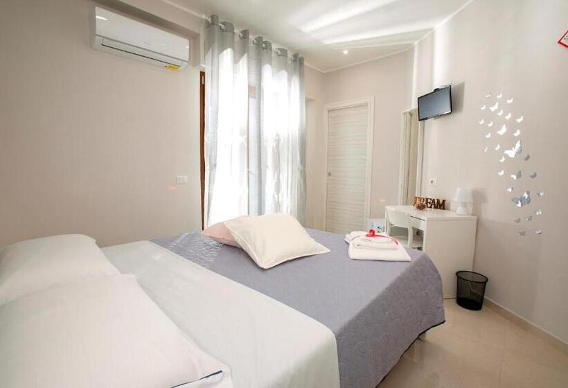 스탠다드 룸 킹사이즈 침대, B&b Relax In Pompei