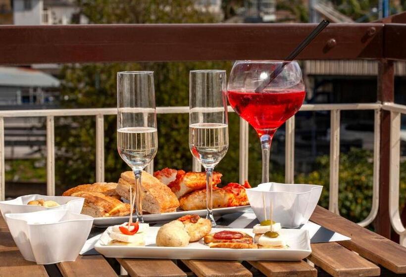 스탠다드 룸 킹사이즈 침대, B&b Relax In Pompei